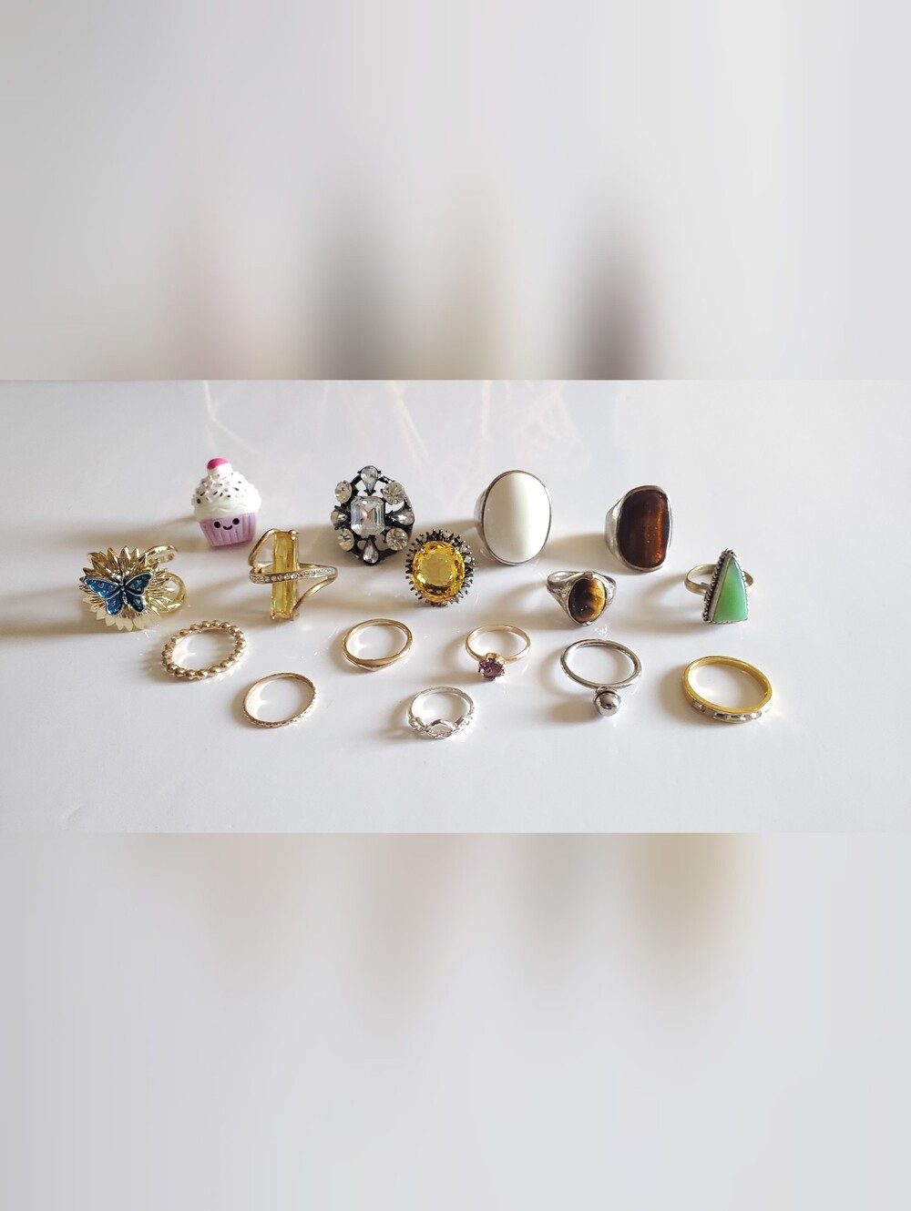 16pcs./$2each Mixed Vintage & Custom Rings Lots